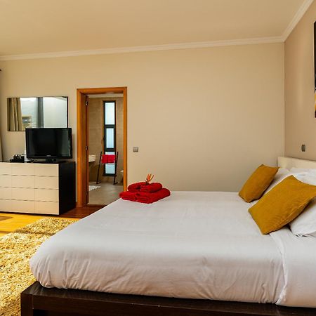 Villa Nunes, Big Holiday House With Private Pool Calheta  Luaran gambar