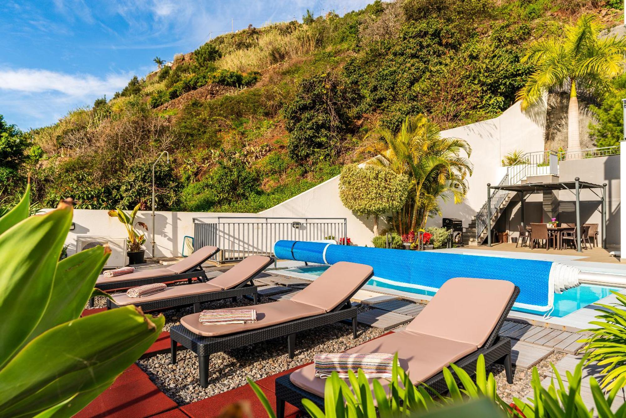 Villa Nunes, Big Holiday House With Private Pool Calheta  Luaran gambar